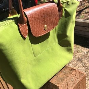 Longchamp medium green Le Pliage